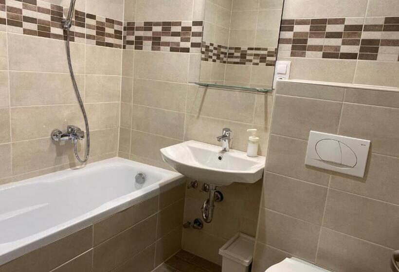 민박 Rómahegy Rendezvényház