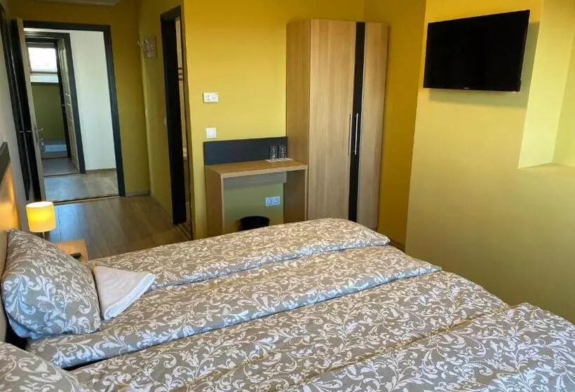 ベッドアンドブレックファースト Rómahegy Rendezvényház