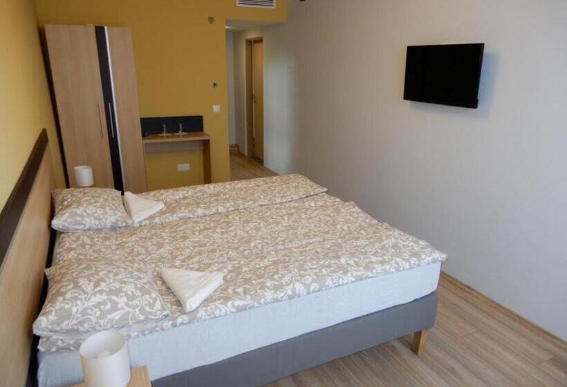 민박 Rómahegy Rendezvényház