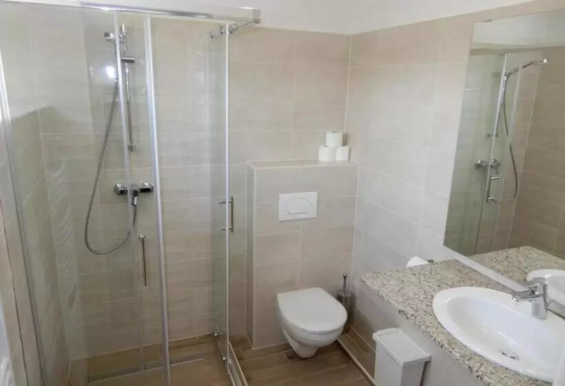 ベッドアンドブレックファースト Rómahegy Rendezvényház