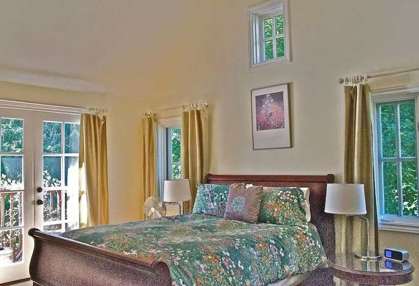 Aamiaismajoitus (B&B) Wetherly Inn & Spa