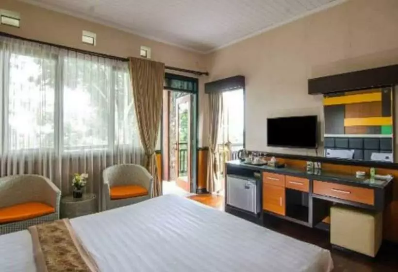 Kebun Teh Wonosari Rollaas Hotel & Resort