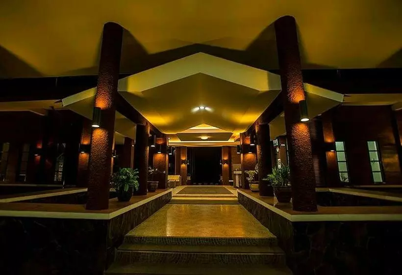 Kebun Teh Wonosari Rollaas Hotel & Resort