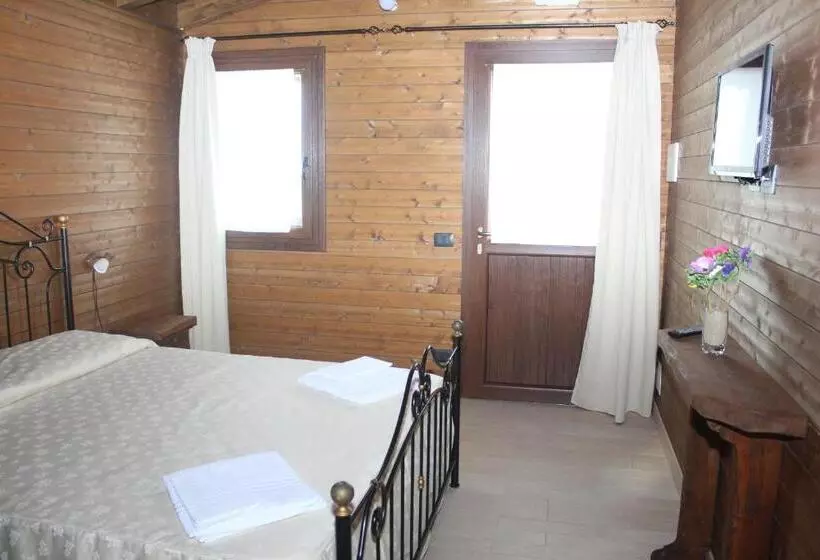 هتل Villaggio San Demetrio