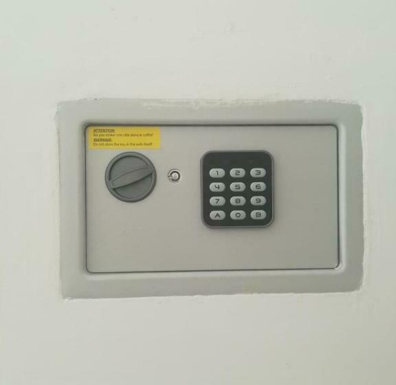 פנסיון Elis...land..