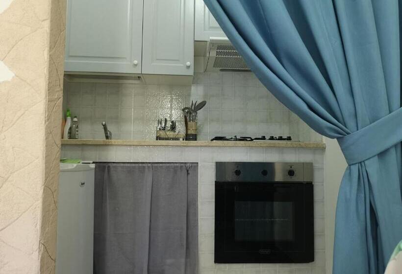 פנסיון Elis...land..