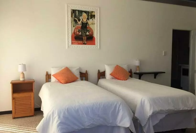 ペンション Pearl Oyster Guesthouse