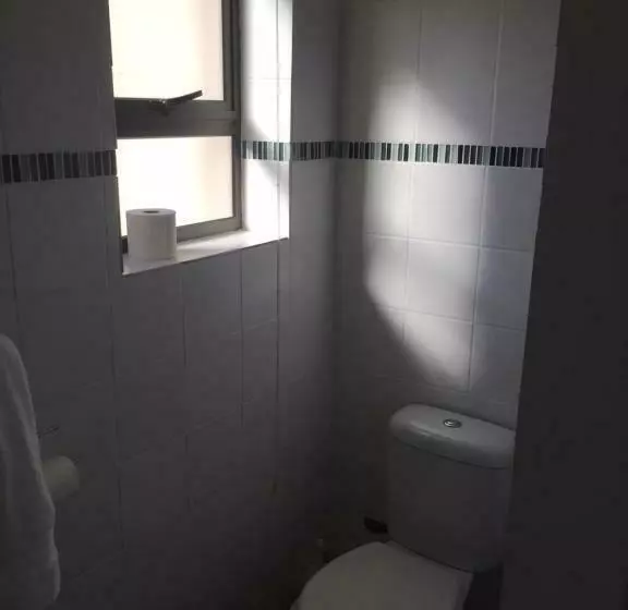 ペンション Pearl Oyster Guesthouse