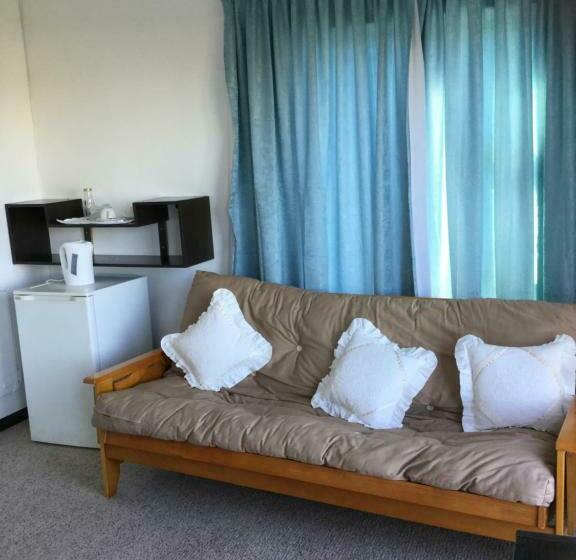 Пансион Pearl Oyster Guesthouse