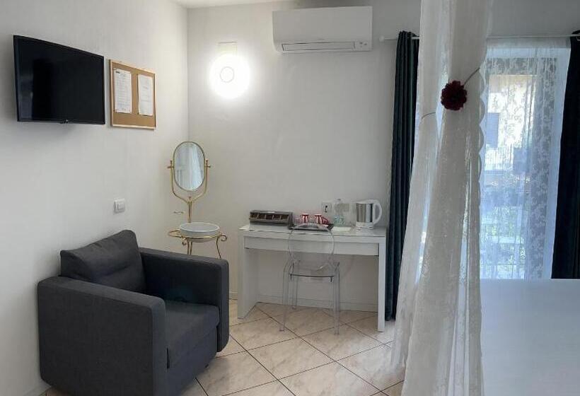 مبيت وإفطار Centrale