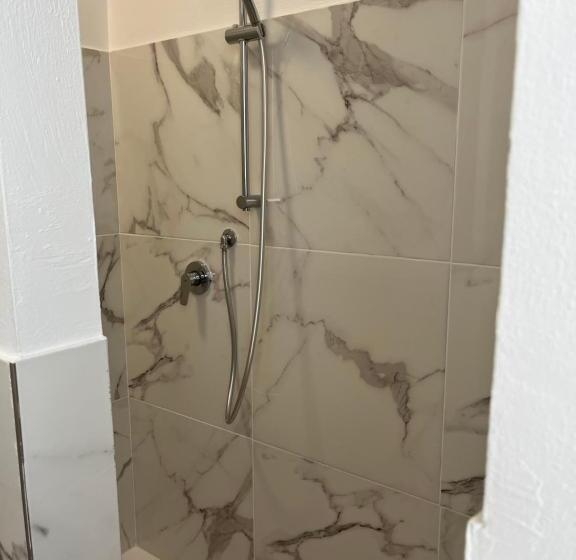 مبيت وإفطار Centrale