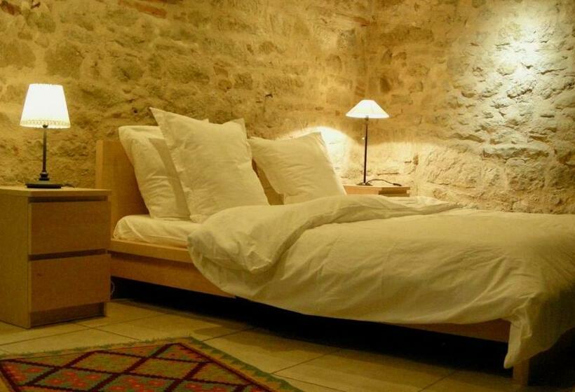 住宿加早餐  Château De Cartou