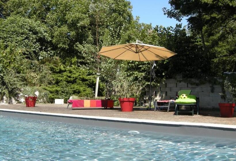 住宿加早餐  Château De Cartou