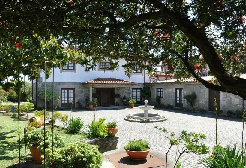 Aamiaismajoitus (B&B) Quintinha D´avó