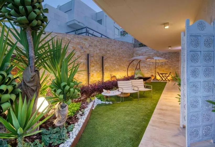 Aamiaismajoitus (B&B) Residenze Longhi