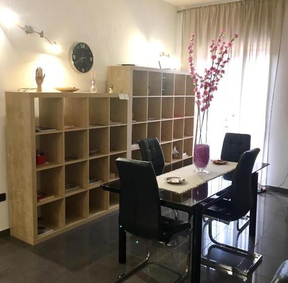 פנסיון Blackboard House