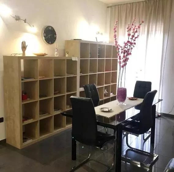 پانسیون Blackboard House