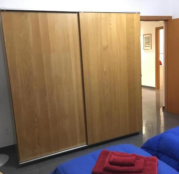 פנסיון Blackboard House