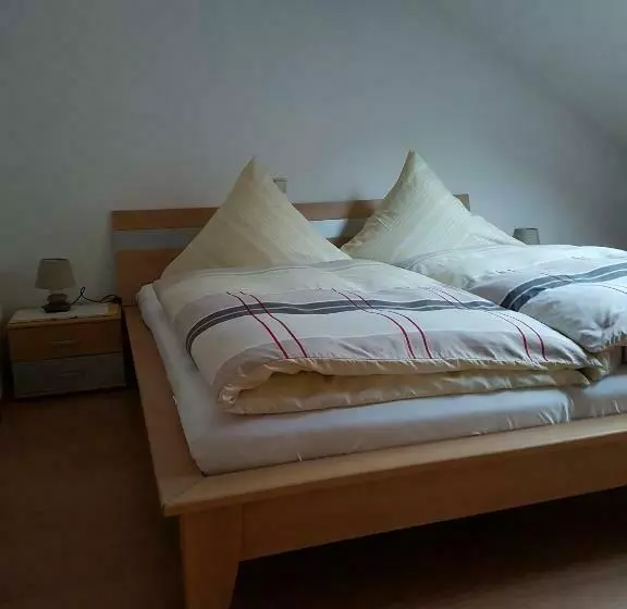ペンション Ferienwohnung Hub