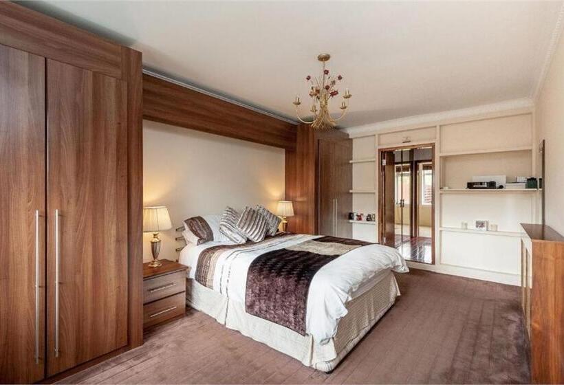 ペンション Hillhouse