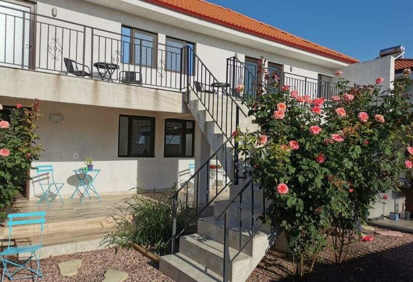 بنسيون Vila Atlas