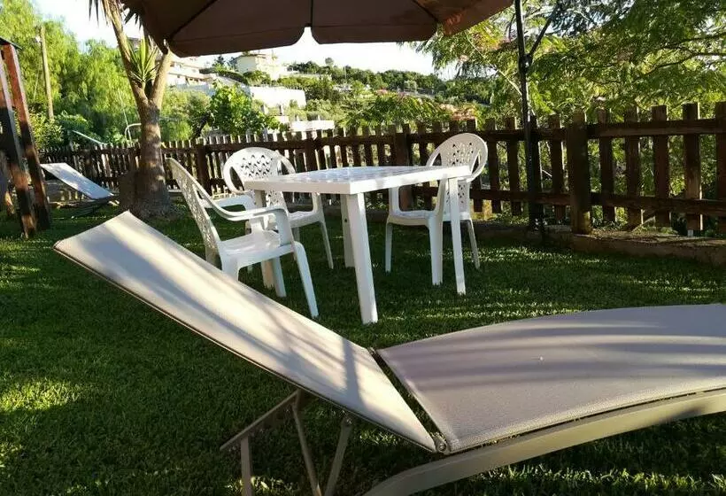 Albizia, Casevacanza