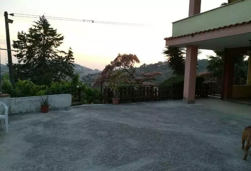 Albizia, Casevacanza