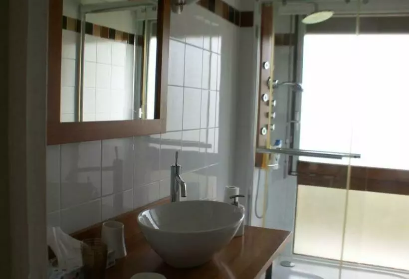 Aamiaismajoitus (B&B) Chambre Normande