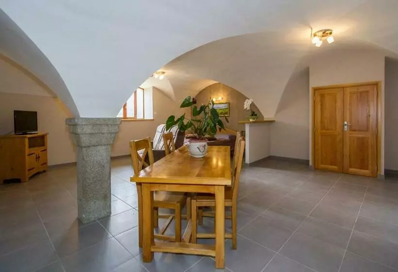 ベッドアンドブレックファースト Chambres D Hotes Les Clarines