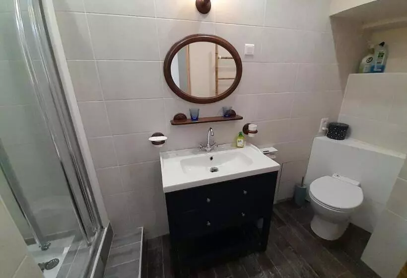 Aamiaismajoitus (B&B) Chambres D Hôtes L Oustal