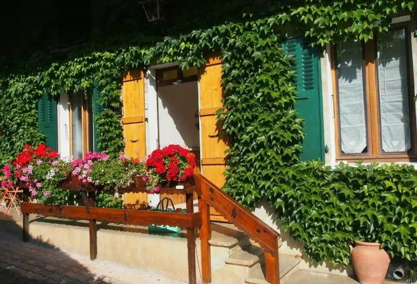 Aamiaismajoitus (B&B) Chambres D Hôtes Olachat Proche Annecy