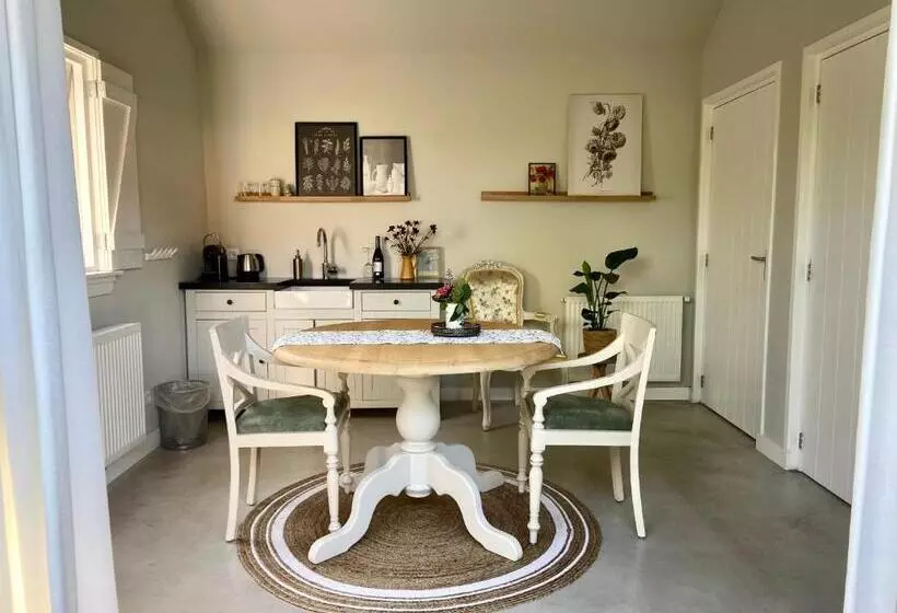 Aamiaismajoitus (B&B) Huisje Aan ‘t Hof