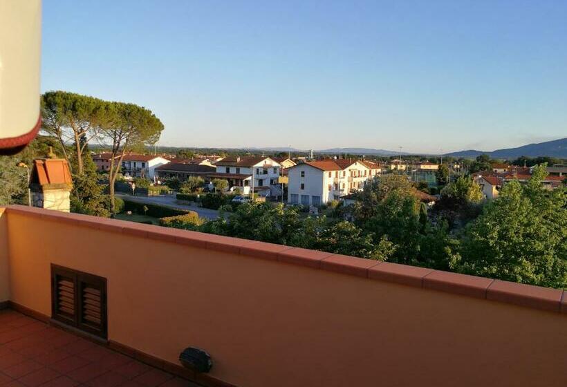 צימר Mansarda Sulla Francigena