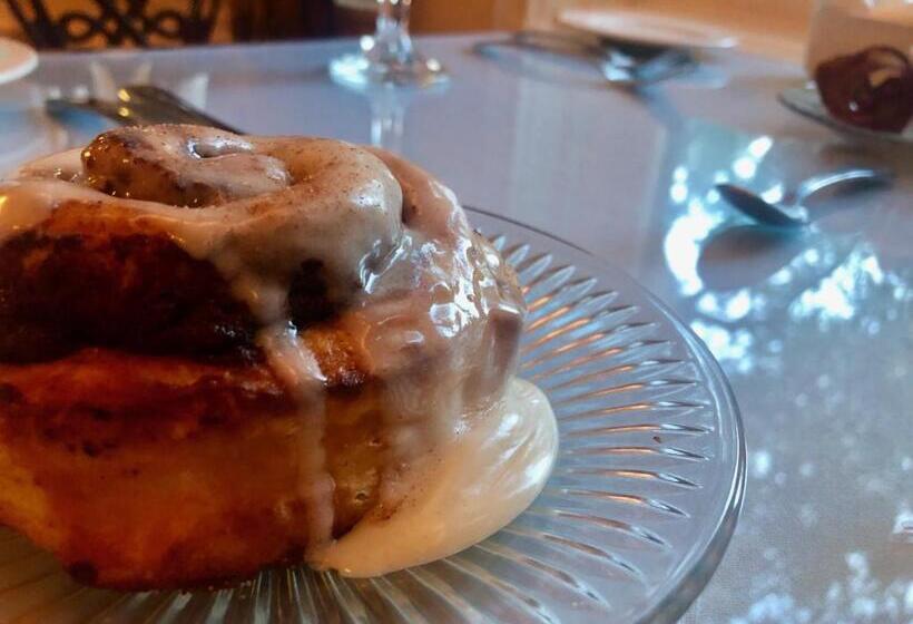 تختخواب و صبحانه The Mayors Mansion Inn