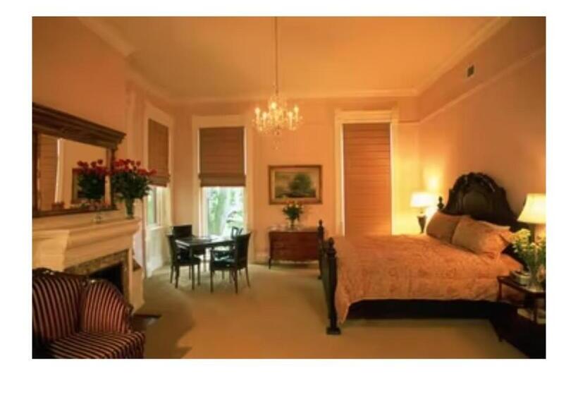 تختخواب و صبحانه The Mayors Mansion Inn