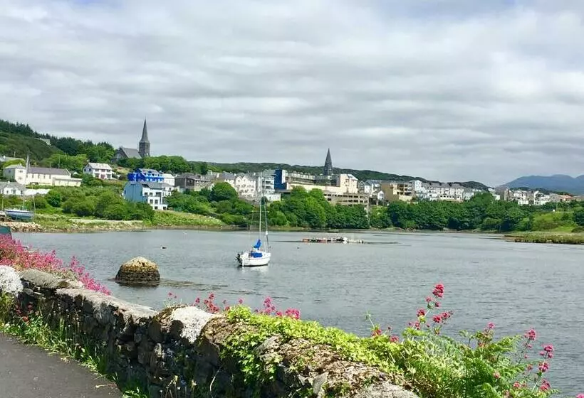 ベッドアンドブレックファースト Treasure Box Retreat