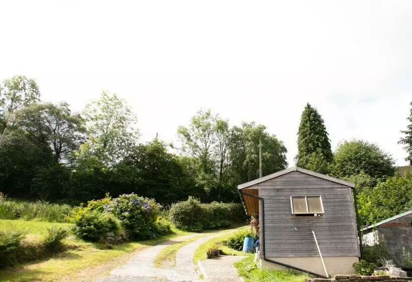 Cwtch Farm Bed & Breakfast
