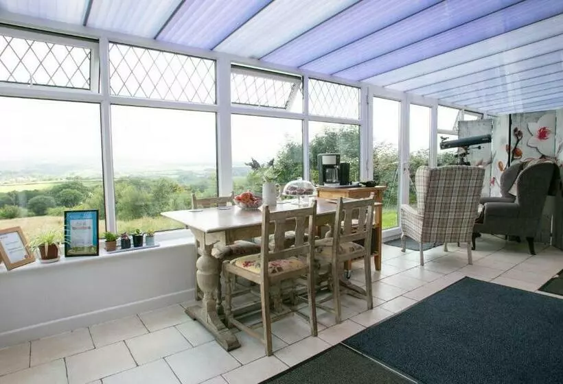 Cwtch Farm Bed & Breakfast