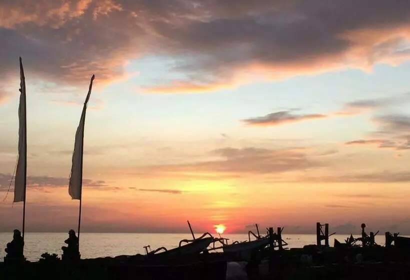 پانسیون Bali Segara Lestari Oceanfront Villas