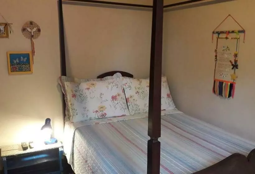 Majatalo Poente Guest House