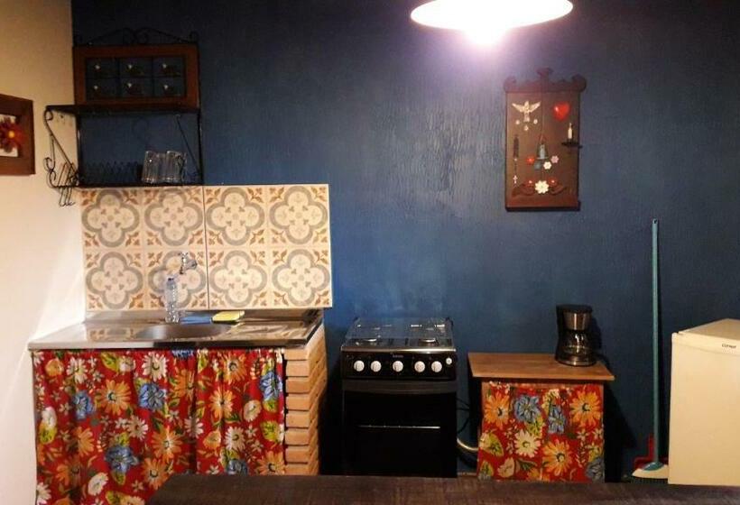 Pensão Poente Guest House