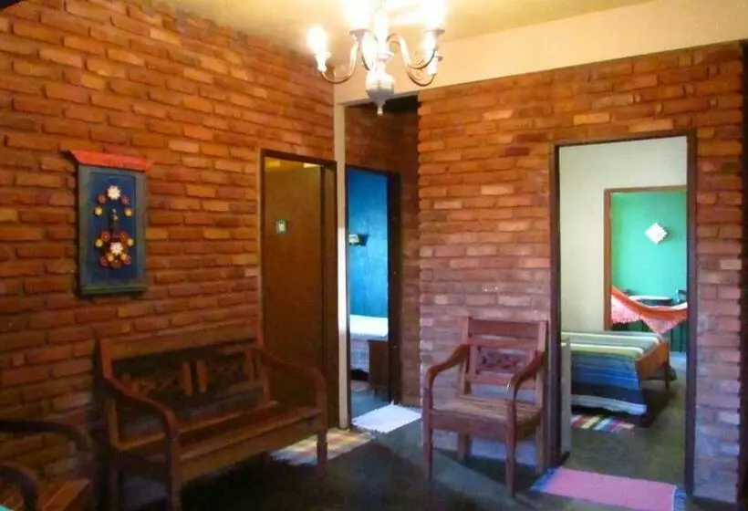 Majatalo Poente Guest House