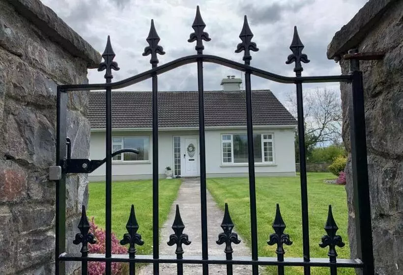 Bridgeview B&b