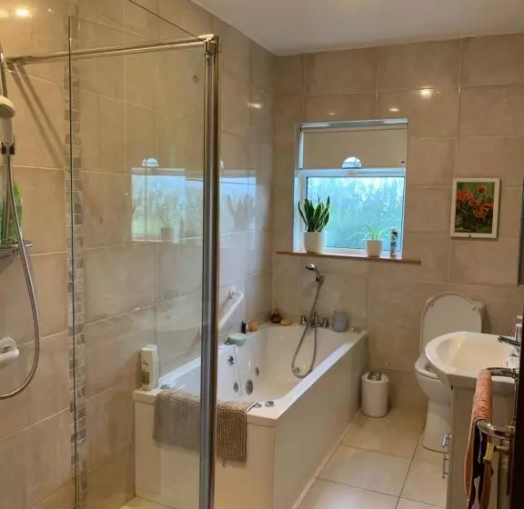 Bridgeview B&b