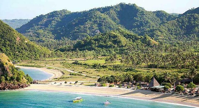 בית מלון כפרי Dragon Palace  By Amazing