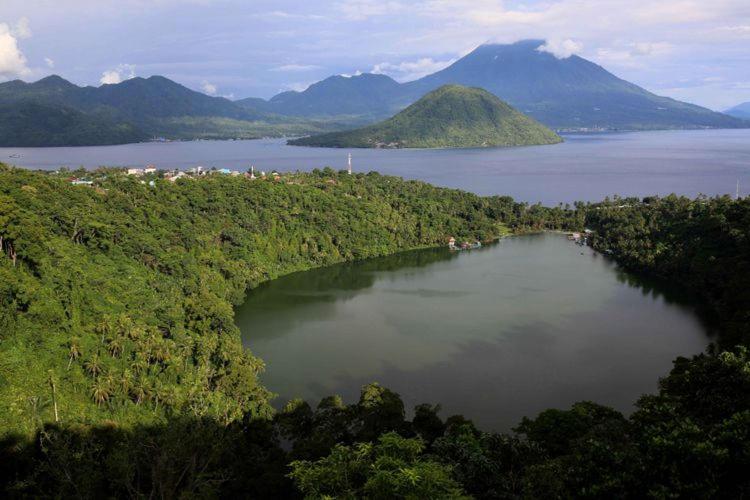 בית מלון כפרי Dragon Palace  By Amazing