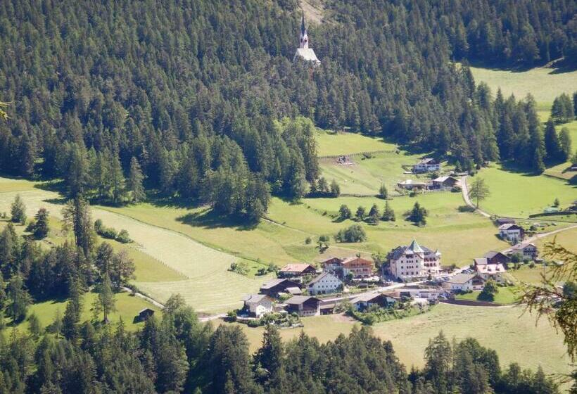 Отель Garni Halali