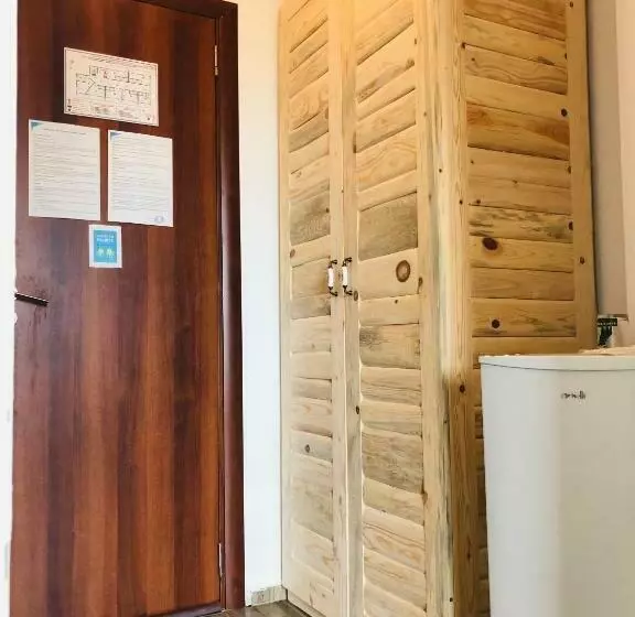 Hotelli Villa Adrian