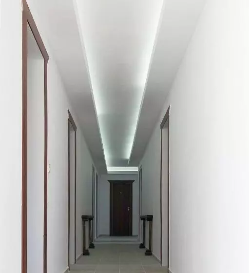 Hotelli Villa Adrian