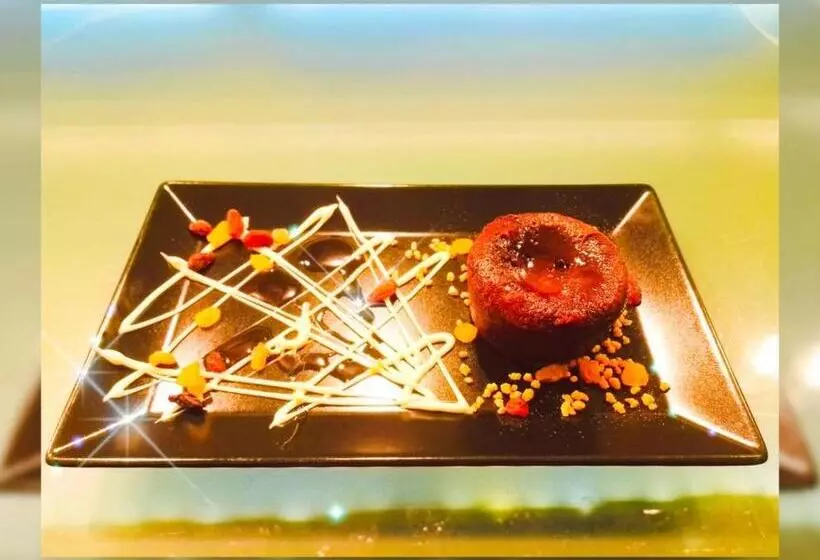 Hotelli Villa Adrian